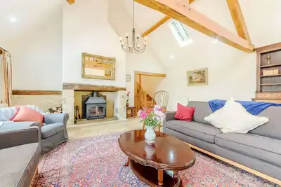 Image de Dog friendly holiday cottage in the Cotswolds with a hot tub - Owls Roost