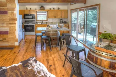Image de Heart of Helen | 4 Bed, 2 Bath