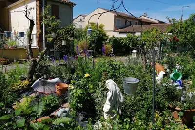 Image de Meublé vacances climatisé à la  campagne dans grande maison familiale