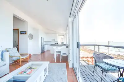 Image de Oceanfront Penthouse