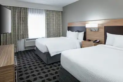 Image de The Apalone's Retreat I - 2 Queen Beds + Parking