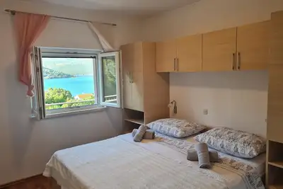 Image de Apartments Memunić - Superior One Bedroom Apartment with Balcony and Sea View