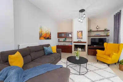 Image de ★ Gpk Bright & Stylish 4br | Central Getaway | Free Parking