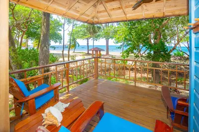 Unobstructed views, on the beach, steps from pool, dive shop, and restaurant