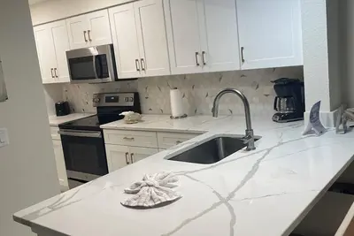 Image de Two bedroom deluxe condo - onsite water park & amenities - near theme parks