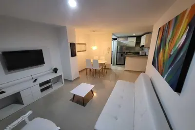 Image de Spacious Apartment with indoor parking, best location