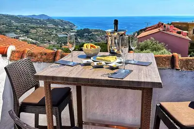 Image de Quiet vacation home, sun terrace, sea view, 3km to the beach (008024-Lt-0073)