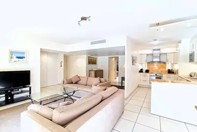 Image de Viva Riviera 2 Bedrooms with 2 terraces and swimming pool