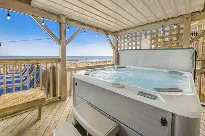 Image de Summer Savings - Oceanfront Dog Friendly w/ Pool, Hot Tub, Elevator, Ev Charger
