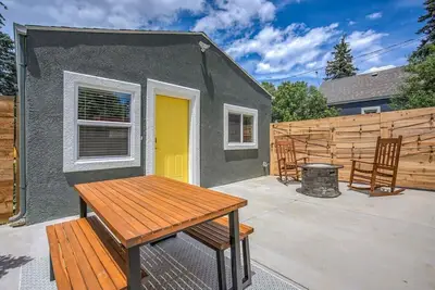 Image de Sheridan Suite! Holiday Home w Bbq & Skyline Views