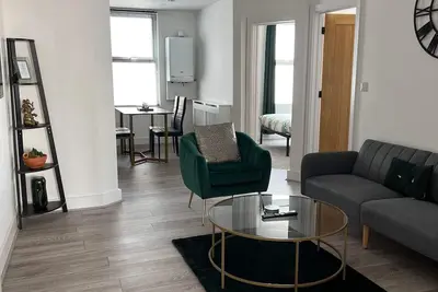 Image de Appartement-Appartement-Salle de bain privée séparée-Vue sur Rue-Crows Nest A. . .