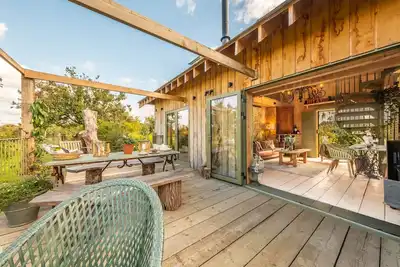 Image de Olive Tree House - set amongst the olive trees sleeping 2 guests