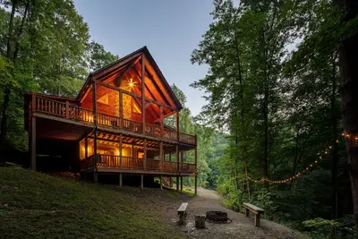 Image de Hocking Hills Paradise! 🌿 Hot Tub ~ Near Caves ~ WiFi ~ Serene, Secluded 🌿