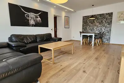 Image de Appartement-Supérieure-Salle de bain privée séparée-Vue sur la campagne-5 Per. . .
