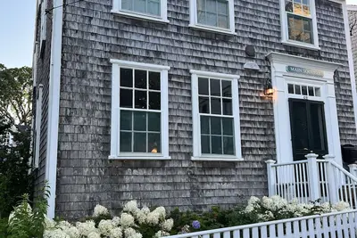 Image de In-town, newly renovated classic