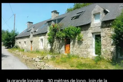 Image de Grande longère avec piscine près des plages jusqu'à 10 personnes.