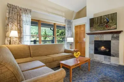 Image de Vibrant 1br Condo with Stunning Views Streamside at Vail