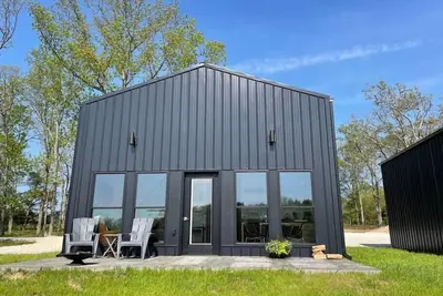 Image de H&M Retreats/Cabin 1/Hermann, Mo