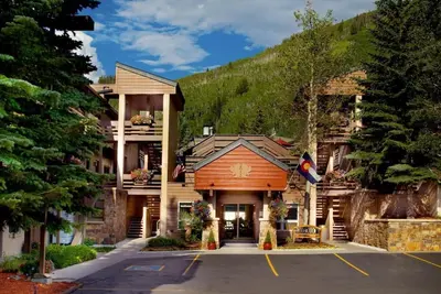 Image de Just a quick walk to Vail Village & Lionshead! Contact owner for availability!