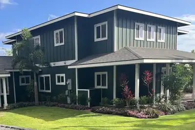 Image de Secluded home with spectacular ocean and sunset views