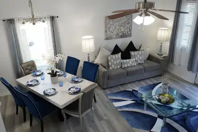 Image de Euphoric 3-Bedroom Townhome Wi-Fi