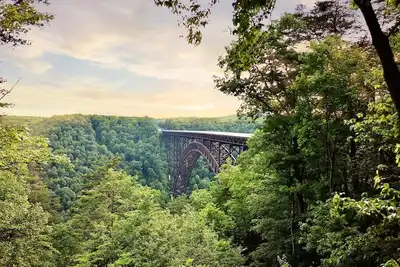 Image de 2-bedroom- hot tub-pool-Nrg-Hawks Nest State Park-No Cleaning Fee!