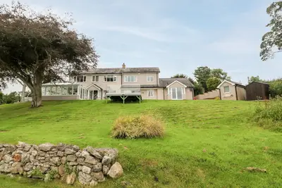 Image de Porth Llongdy Uchaf, family friendly, with open fire in Red Wharf Bay