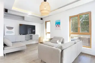 Image de Appartement de deux chambres avec la terrasse Podstrana, Split (A-9714-a)