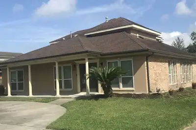 Image de Large & Spacious home near City Park, Quarters, Cbd & Jazz Fest