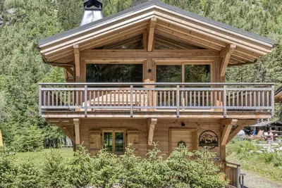 Image de Chalet Forest-chalet de quatre chambres au calme proche de la forêt