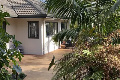Image de Cheerful 3 Br House Near The Beach Spa Tropical Garden