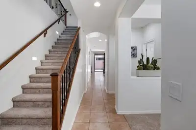 Image de May Special! Spacious 4 Br 2 Living Room! With Community Pool