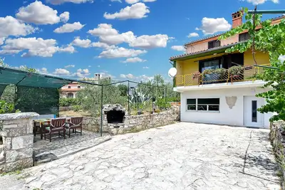 Image de Apartment 1927\/55613 (Istria - Vinkuran), 500m from the beach