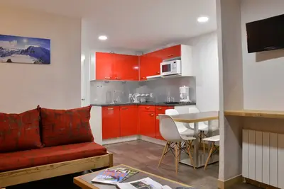 Image de Appartement rénové lumineux 2 pièces · Centre station La Plagne · Balcon · Animaux admis