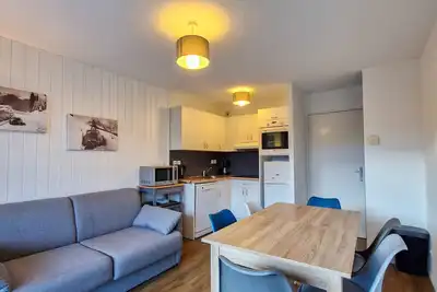 Image de Appartement rénové 6 pers, balcon, Flaine Forêt, 500m des pistes, parking couvert disponible