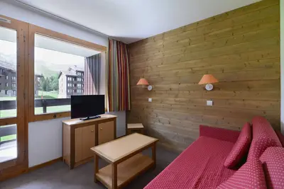 Image de Studio divisible au pied des pistes avec balcon et casier à skis