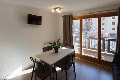 Image de Studio lumineux avec accès direct aux pistes, wifi gratuit et casier à skis à Briançon