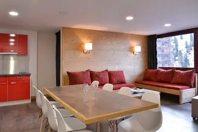 Image de Appartement rénové et chaleureux proche des pistes, 3 pièces + cabine pour 8 pers, animaux admis