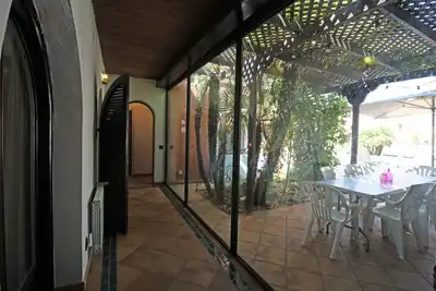 Image de 0003-Requesens Maison au canal avec amarre et piscine