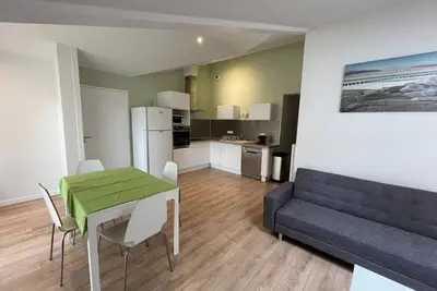 Image de Superbe appartement à 300 mètres des plages