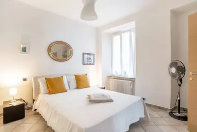 New! Two-room apartment in Como-Borghi 250m from the station!