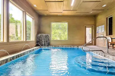 Image de Dreamers Mountain Retreat: Pool, Theater, Hot Tub, WiFi, Games, Fire Pit