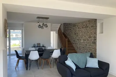 Image de Agréable maison avec jacuzzi proche du centre et des plages