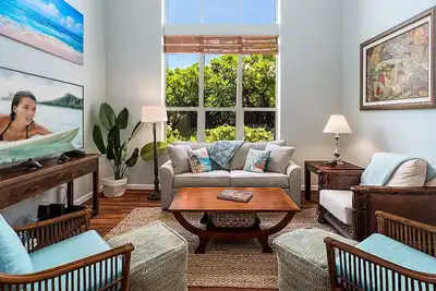 Image de 🏖️Tropical Escape w/ Lanai, Bbq & Resort Amenities