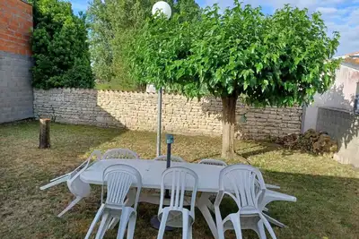 Image de Charmante maison Amicis, à quelques pas de la plage!