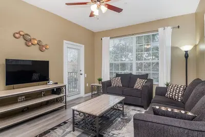 Image de Last Minute Disney Getaway! Luxury Condo with Private Balcony. Book Now! #27038