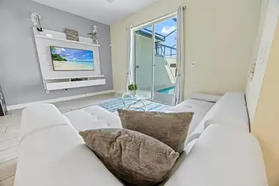 Image de Last Minute Disney Getaway! Private Pool & Themed Bedrooms. Book Now! #22516