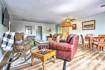 Image de Charming Choteau Apartment: Central Location!