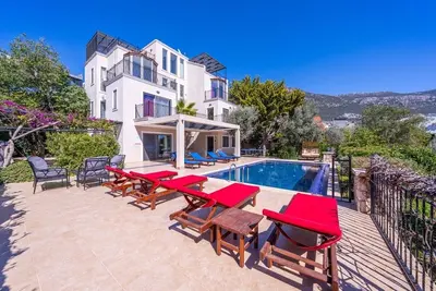 Image de Sea View Villa Suitable For Large Families Near The Center