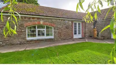 Image de 2 bedroom stone built cottage. <br>